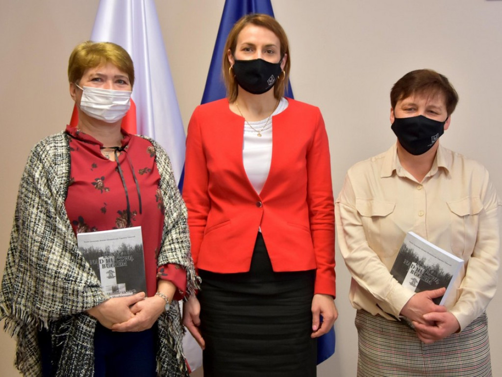 Zarząd Powiatu Hrubieszowskiego: Pierwszy rok pracy za nami! - ZDJĘCIA