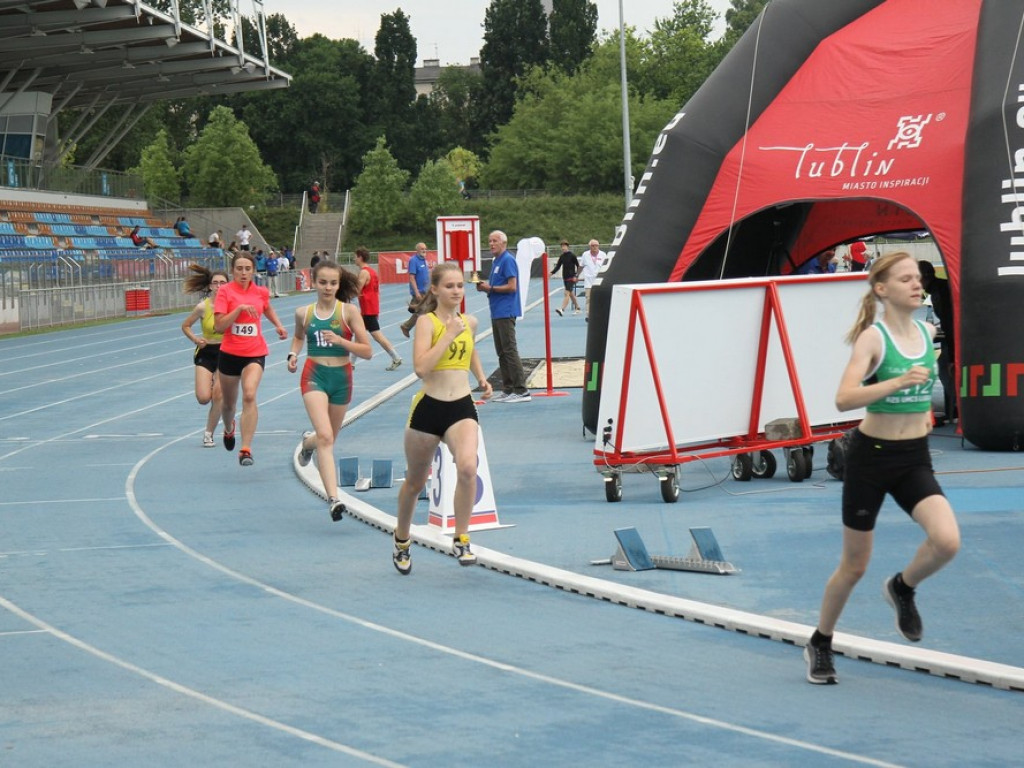 Trzy medale w lekkoatletycznych Mistrzostwach Województwa Juniorów - ZDJĘCIA