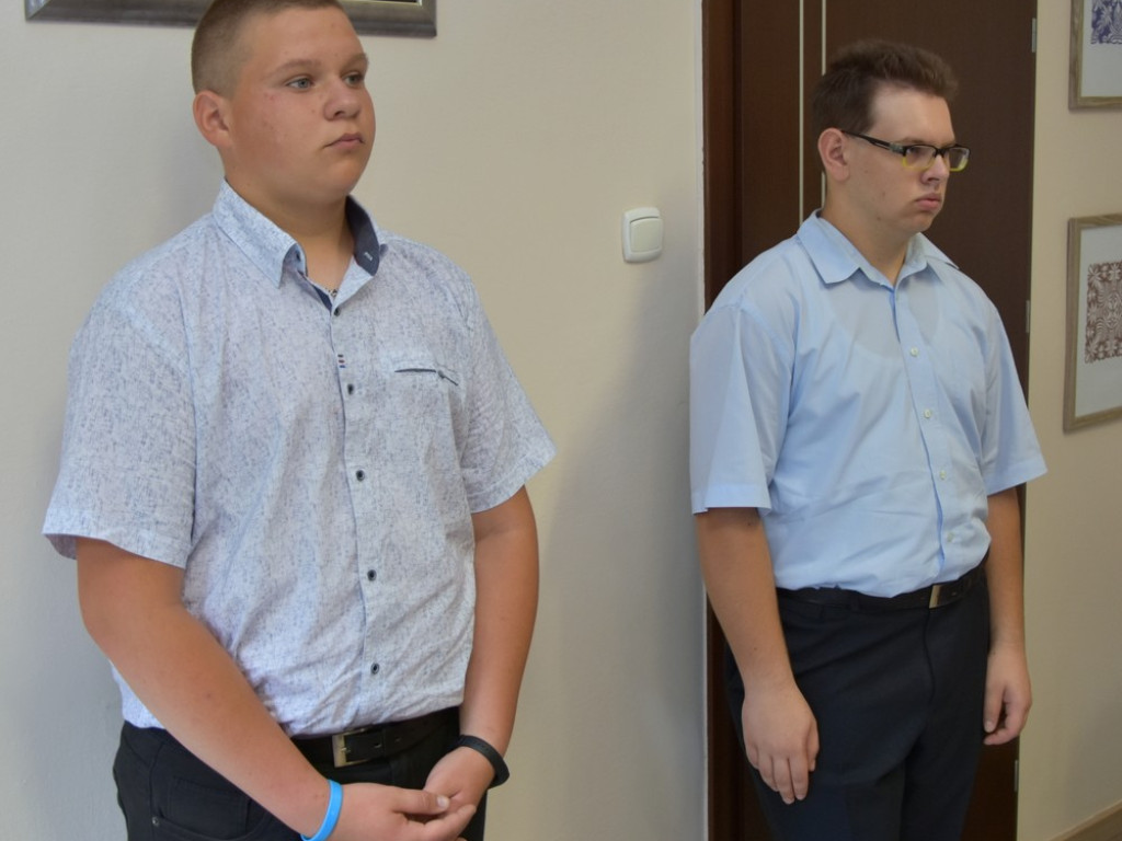 Zakończenie roku w hrubieszowskich szkołach średnich - ZDJĘCIA