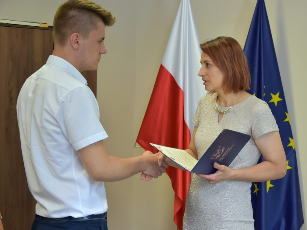 Zakończenie roku w hrubieszowskich szkołach średnich - ZDJĘCIA