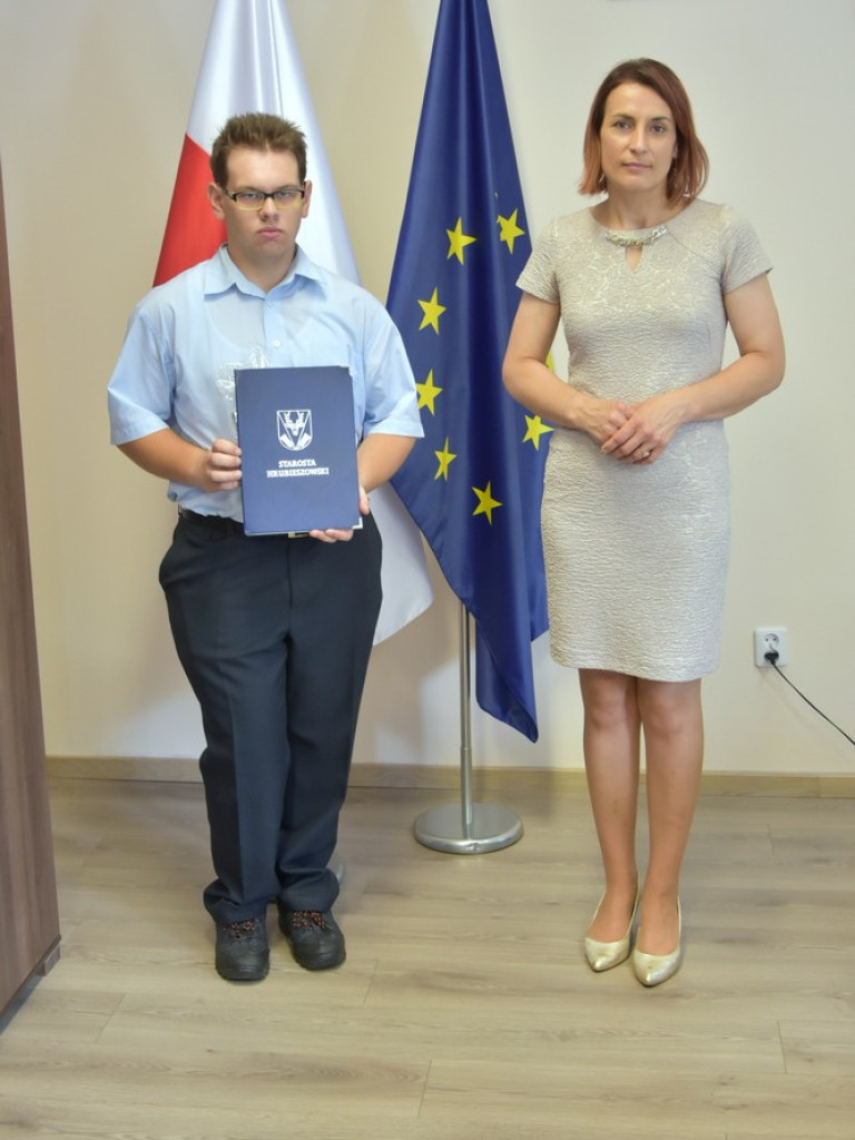 Zakończenie roku w hrubieszowskich szkołach średnich - ZDJĘCIA