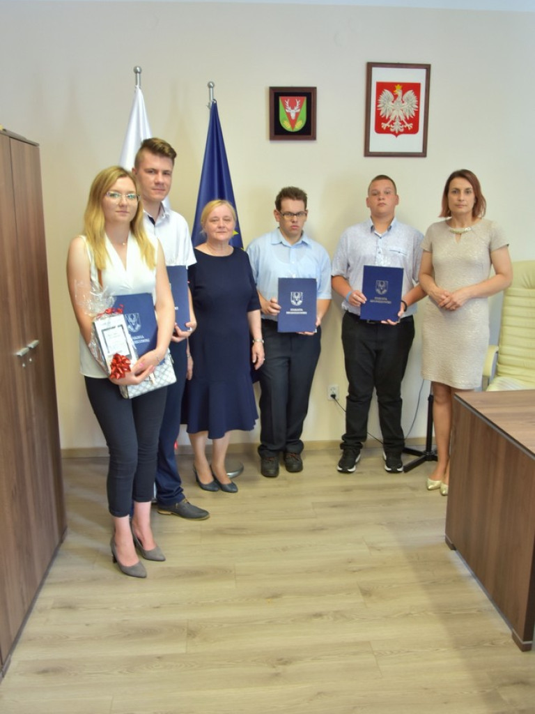 Zakończenie roku w hrubieszowskich szkołach średnich - ZDJĘCIA