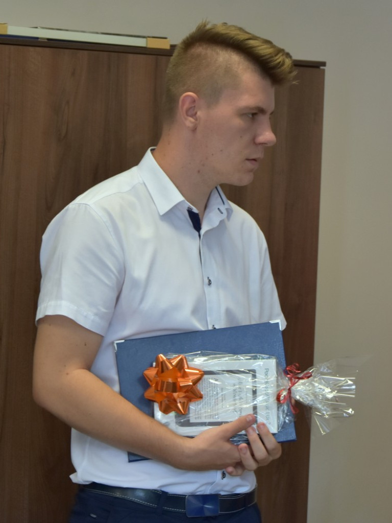 Zakończenie roku w hrubieszowskich szkołach średnich - ZDJĘCIA