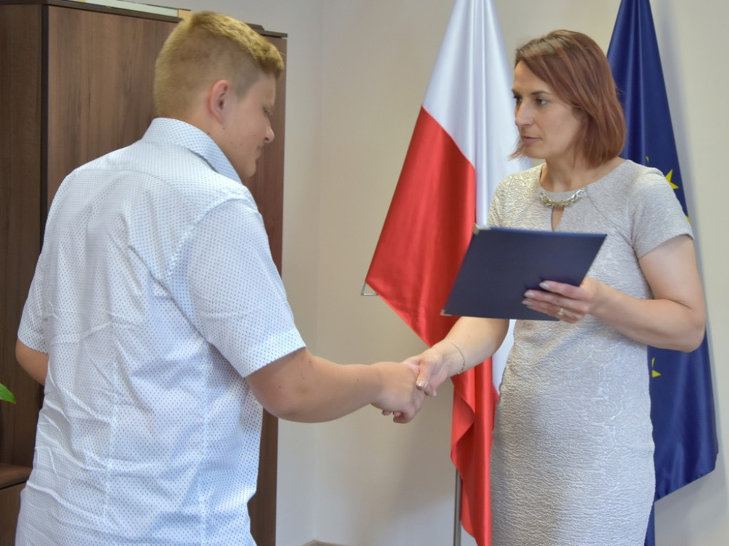 Zakończenie roku w hrubieszowskich szkołach średnich - ZDJĘCIA