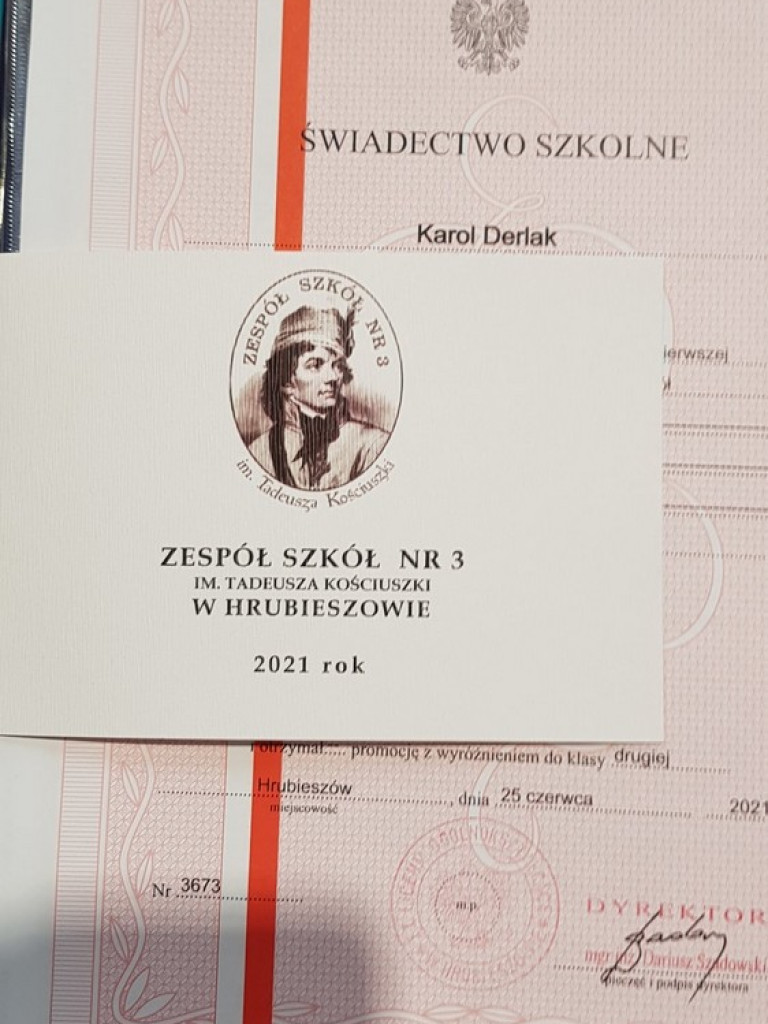 Zakończenie roku w hrubieszowskich szkołach średnich - ZDJĘCIA