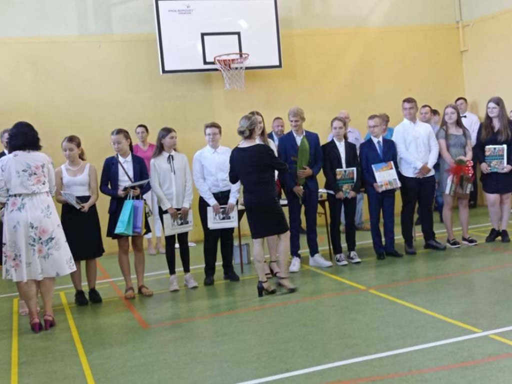 Zakończenie roku szkolnego w hrubieszowskiej Jedynce - ZDJĘCIA