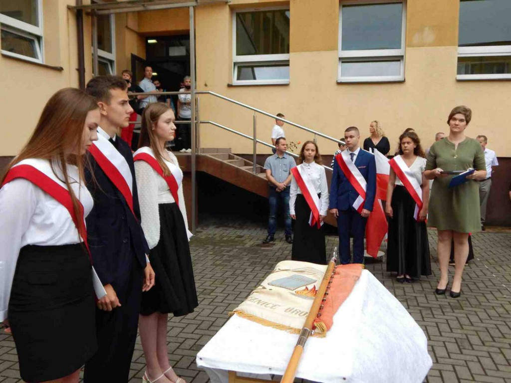 Zakończenie roku szkolnego w hrubieszowskiej Jedynce - ZDJĘCIA