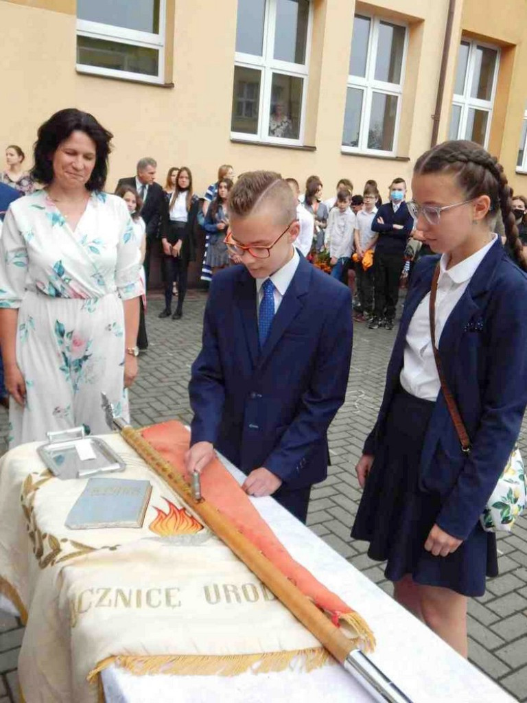 Zakończenie roku szkolnego w hrubieszowskiej Jedynce - ZDJĘCIA