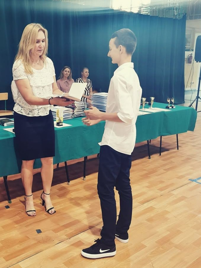 Zakończenie roku szkolnego w hrubieszowskiej Dwójce - ZDJECIA