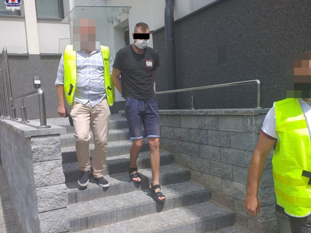Zamaskowani, z gazem, nożem i pałką napadali na sklepy w okolicach Zamościa - ZDJĘCIA