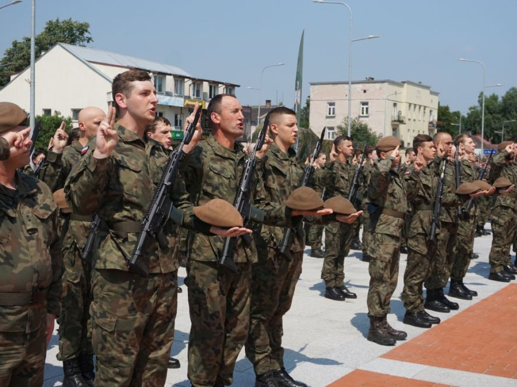 Nowi Terytorialsi zaprzysiężeni w Zamościu - ZDJĘCIA