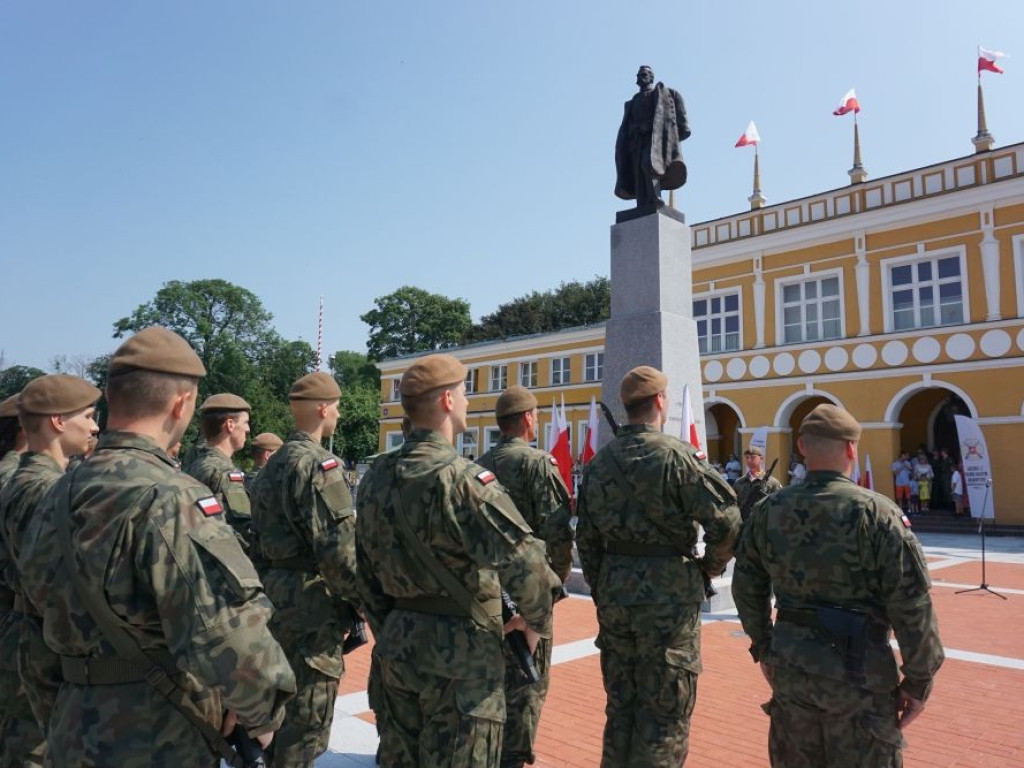 Nowi Terytorialsi zaprzysiężeni w Zamościu - ZDJĘCIA