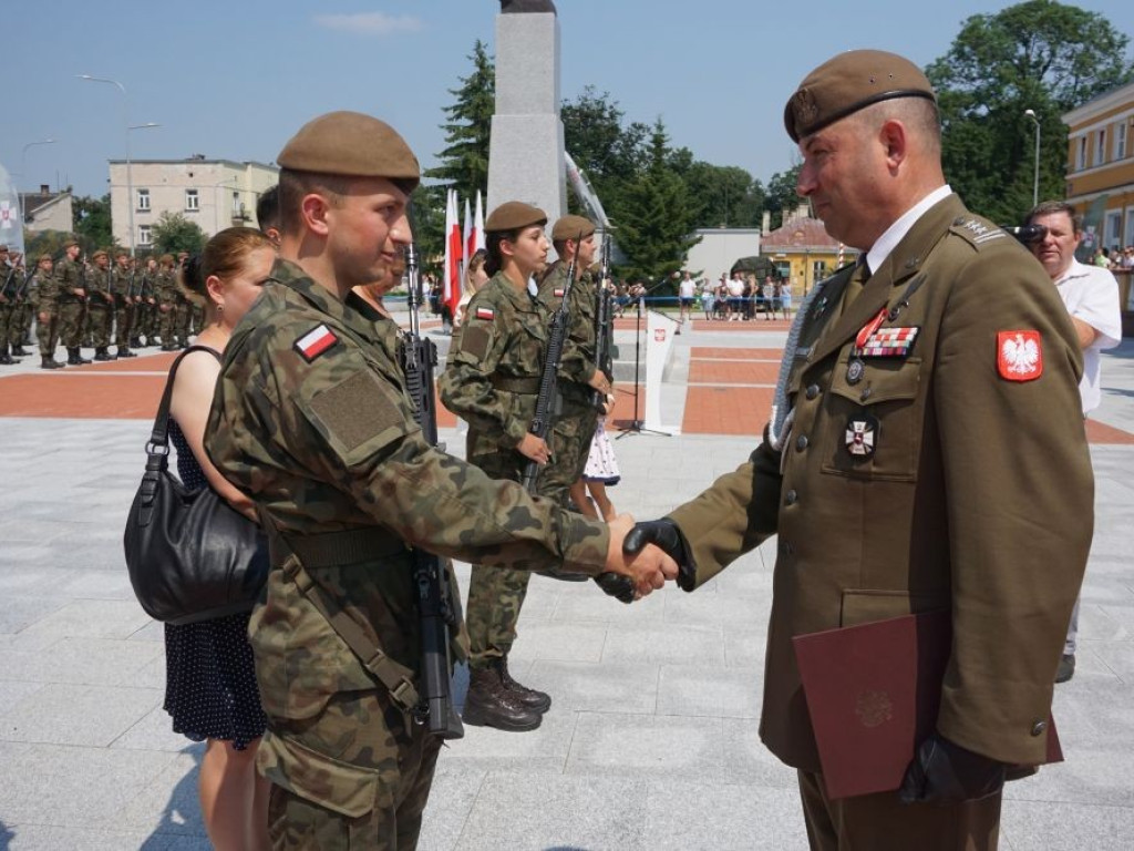 Nowi Terytorialsi zaprzysiężeni w Zamościu - ZDJĘCIA