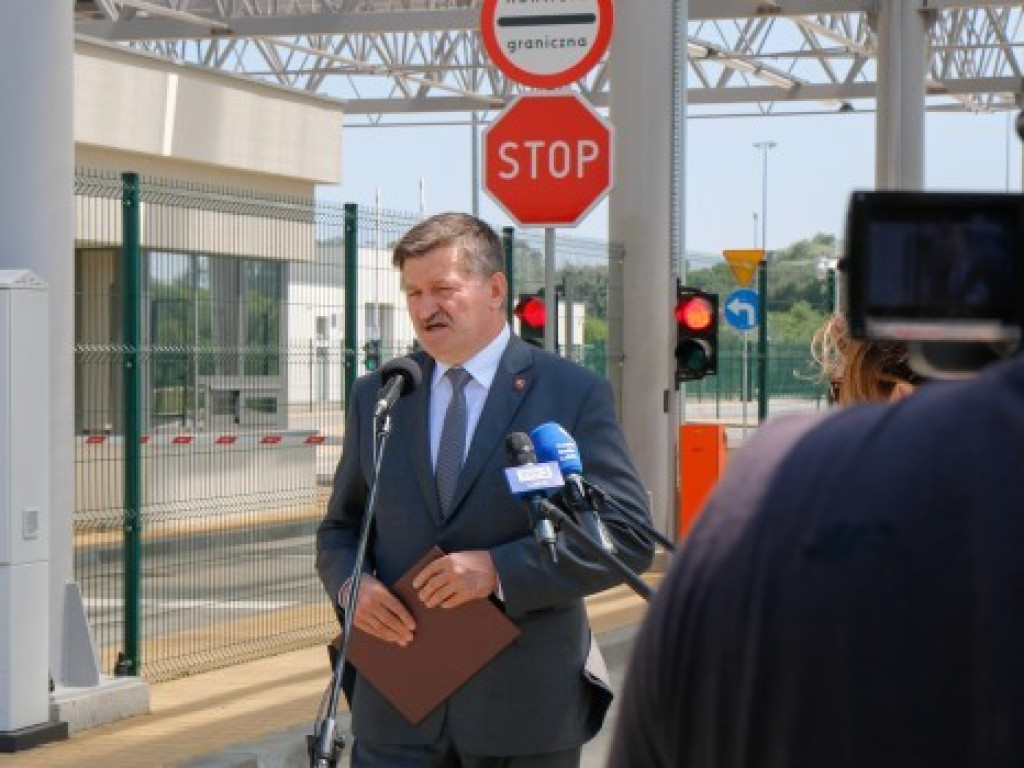 Przejście graniczne w Zosinie z nową infrastrukturą - ZDJĘCIA