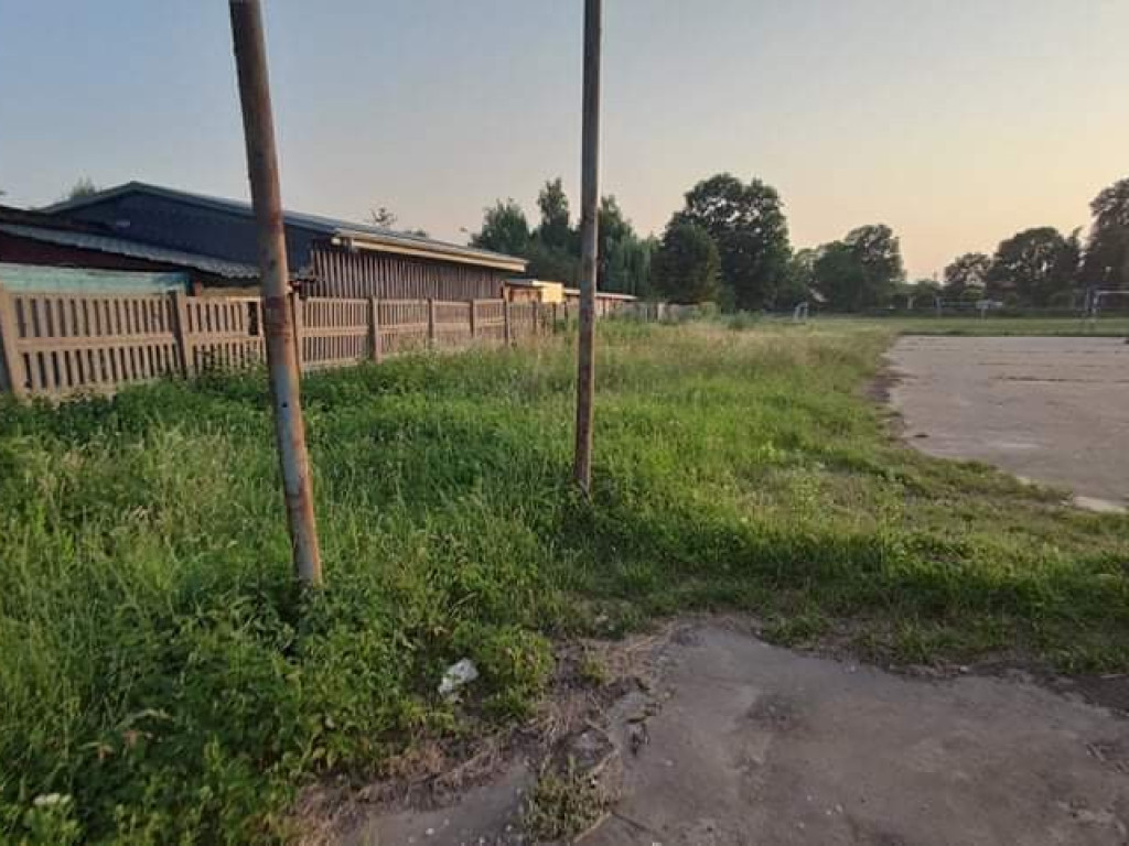 Hrubieszów: Boiska ZS nr 1 - podróż w kapsule czasu do PRL-u? - ZDJĘCIA