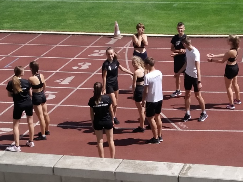 Lekkoatleci Unii Hrubieszów ze sponsorem i na obozie sportowym - ZDJĘCIA