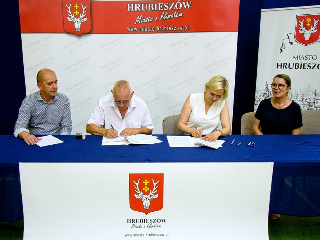 Wkrótce ruszy budowa nowej sali gimnastycznej przy Jedynce - ZDJĘCIA