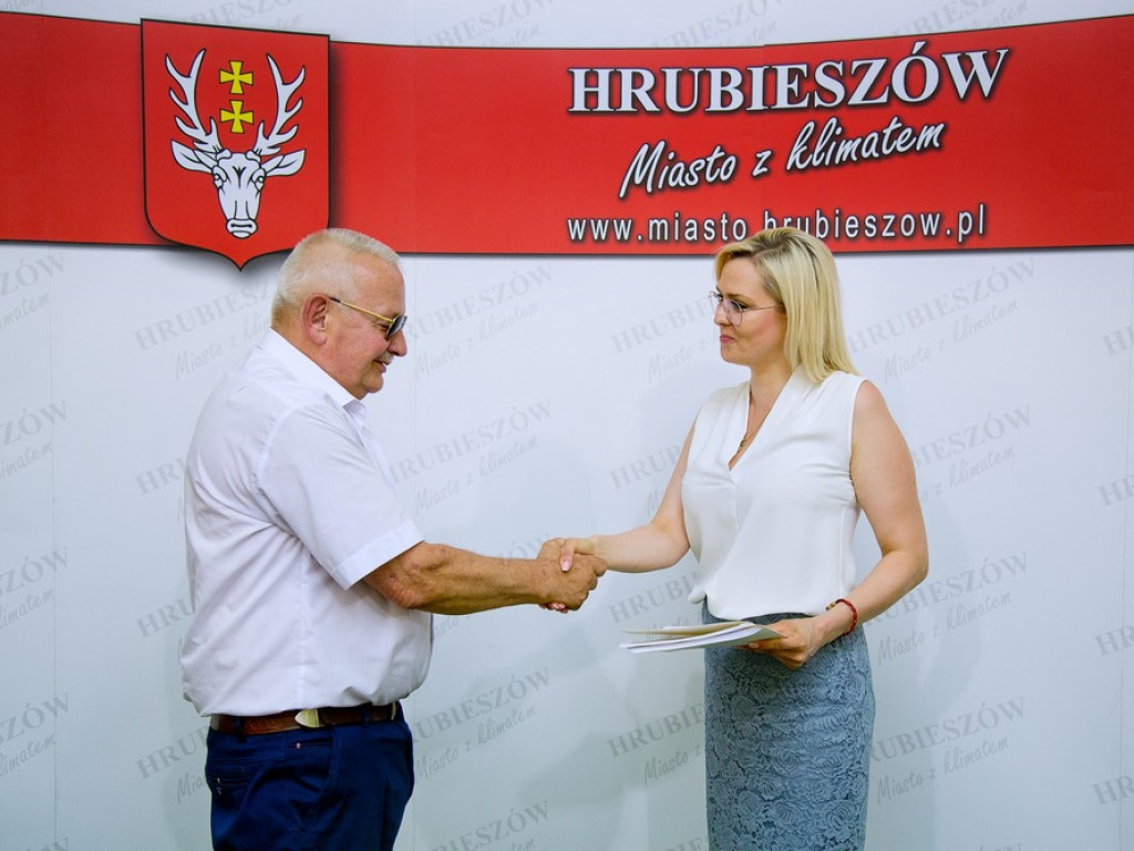 Wkrótce ruszy budowa nowej sali gimnastycznej przy Jedynce - ZDJĘCIA