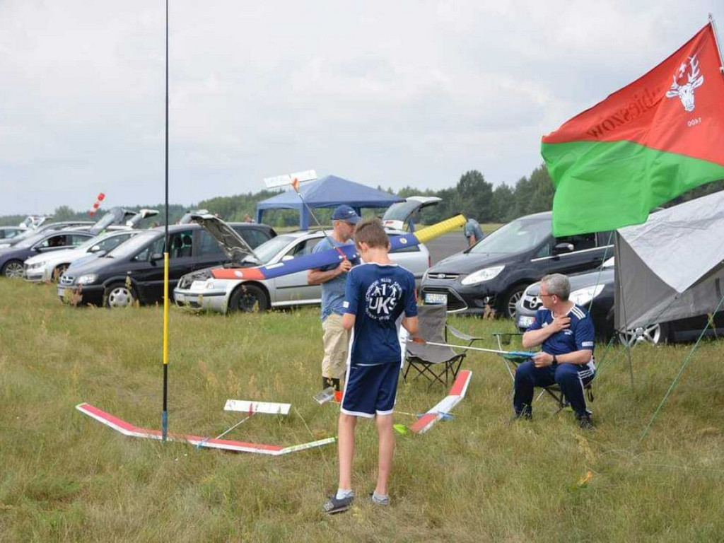 Wysokie loty hrubieszowskich modeli w Pile! - ZDJĘCIA
