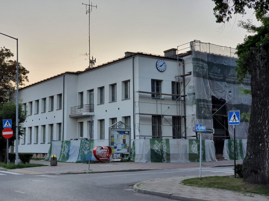Hrubieszów: Remont budynku Urzędu Miasta zmierza ku końcowi - ZDJĘCIA