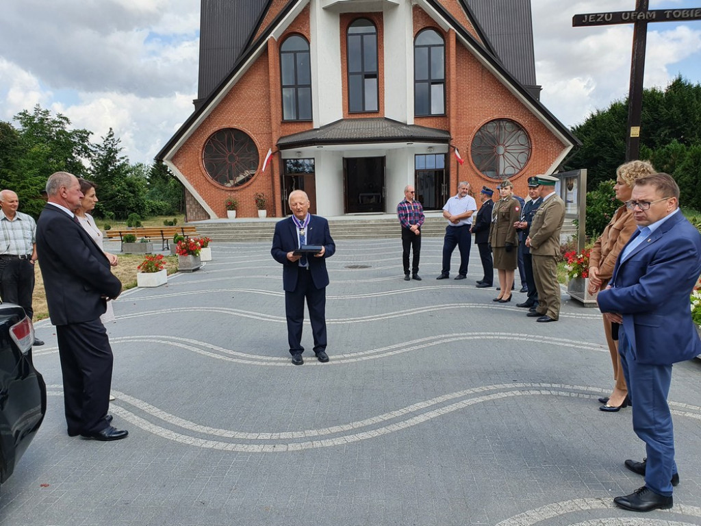 Hrubieszów: Poświęcenie mogił sanitariuszki, policjantów i legionistów - ZDJĘCIA