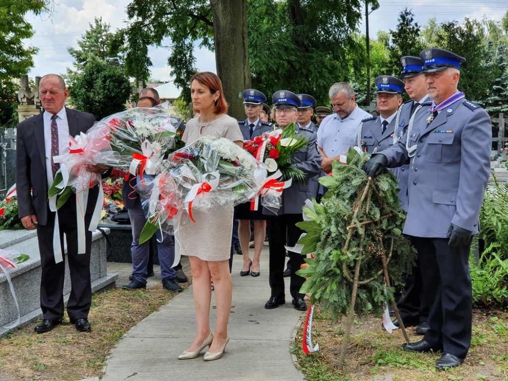 Hrubieszów: Poświęcenie mogił sanitariuszki, policjantów i legionistów - ZDJĘCIA