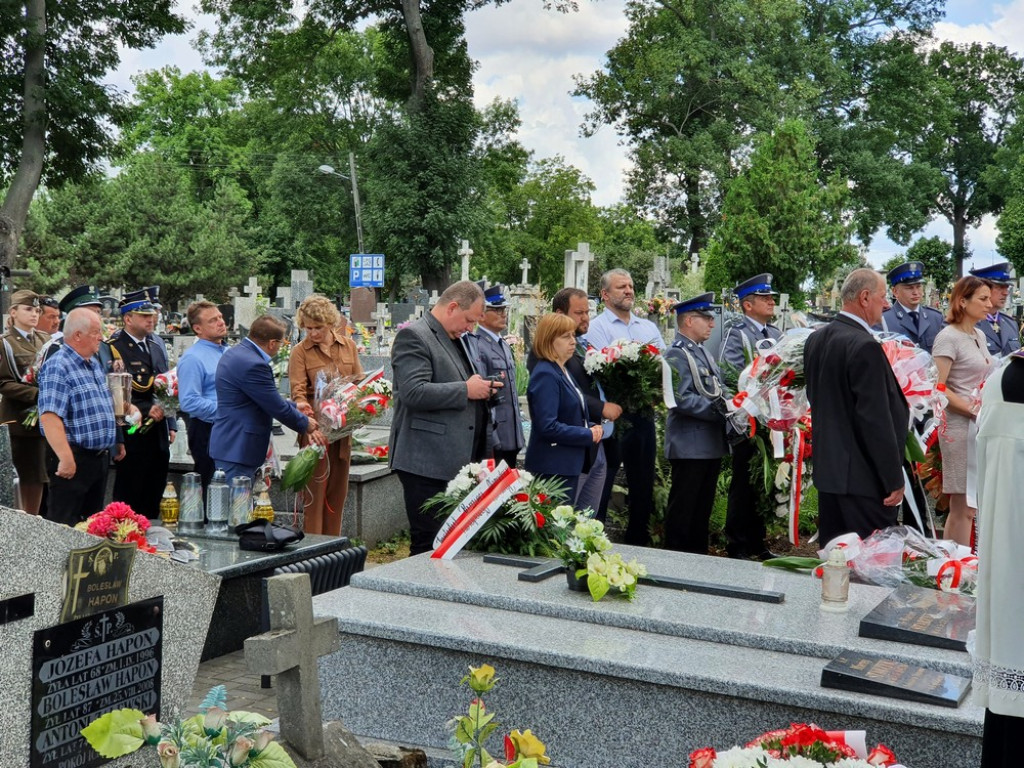 Hrubieszów: Poświęcenie mogił sanitariuszki, policjantów i legionistów - ZDJĘCIA