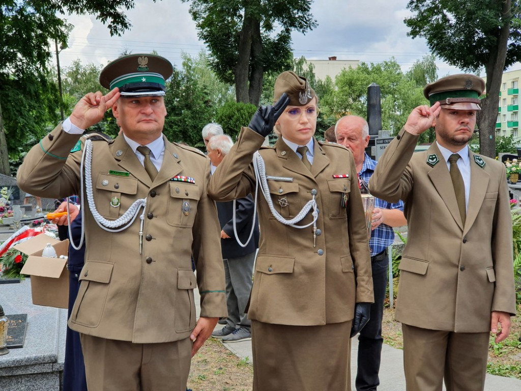 Hrubieszów: Poświęcenie mogił sanitariuszki, policjantów i legionistów - ZDJĘCIA