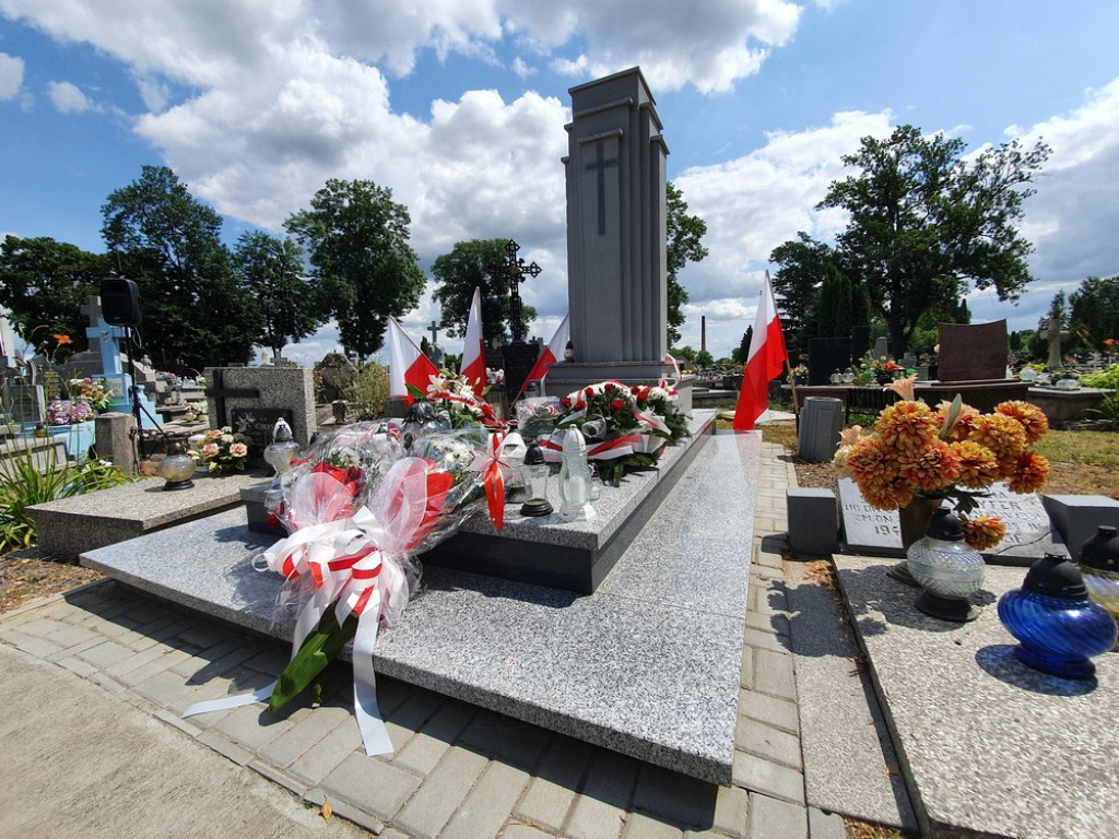 Hrubieszów: Poświęcenie mogił sanitariuszki, policjantów i legionistów - ZDJĘCIA