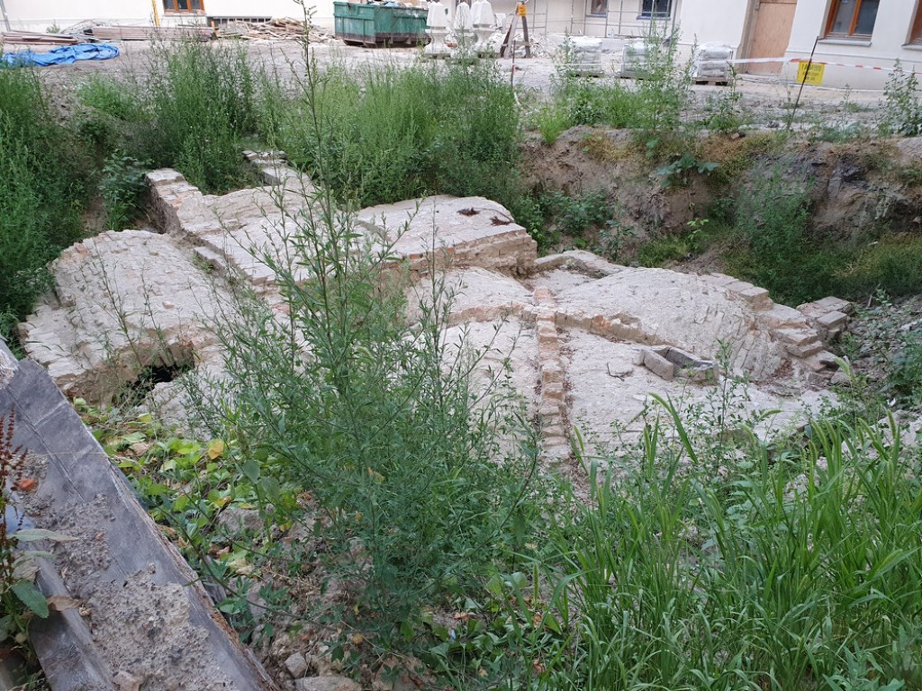 Hrubieszów: Remont budynku Syndykatu Rolniczego c.d. - ZDJĘCIA