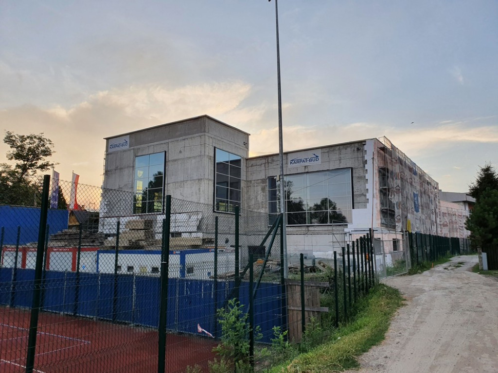 Hrubieszów: Wkrótce ruszy budowa drogi dojazdowej do basenu - ZDJĘCIA