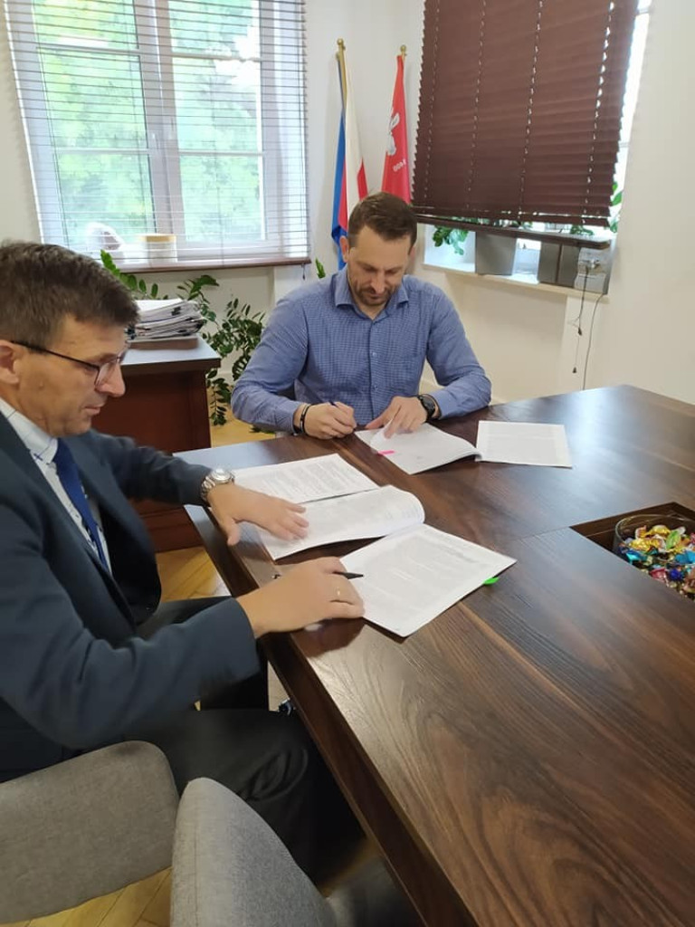 Hrubieszów: Wkrótce ruszy budowa drogi dojazdowej do basenu - ZDJĘCIA