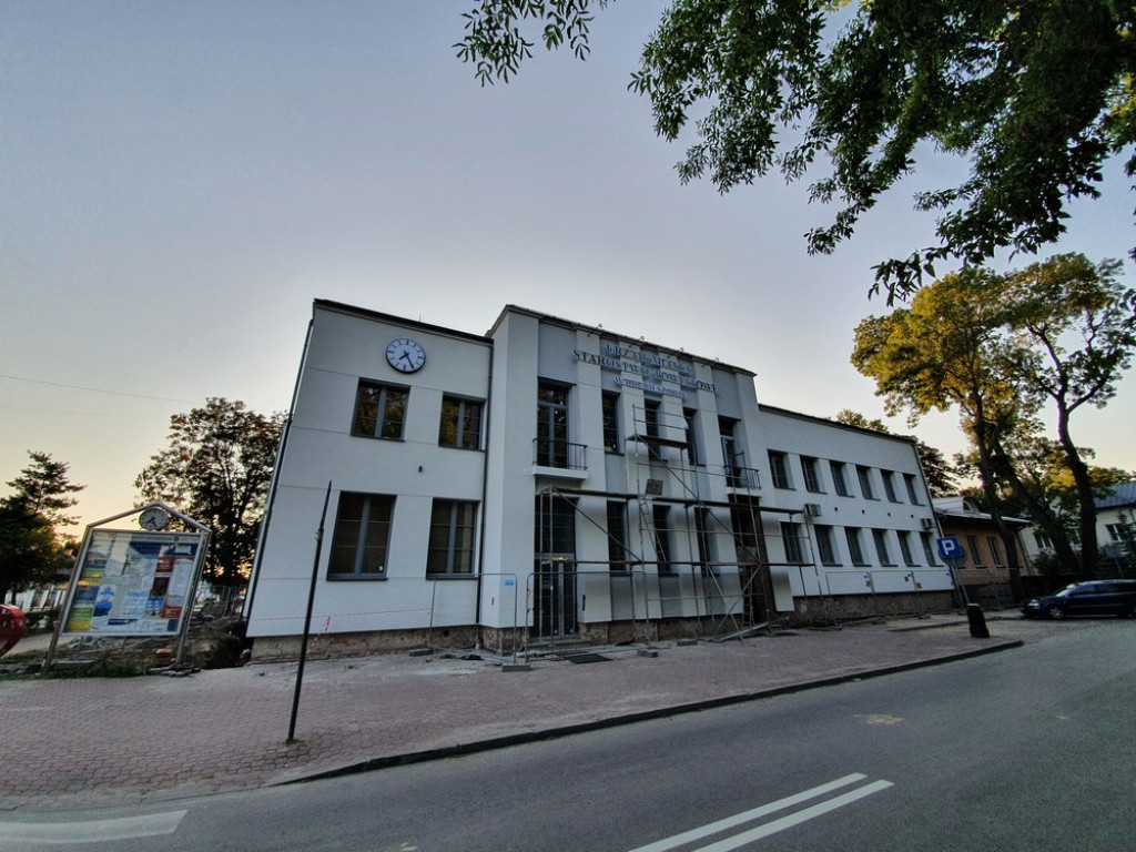 Hrubieszów: Tak wygląda odnawiany budynek Urzędu Miasta - ZDJĘCIA