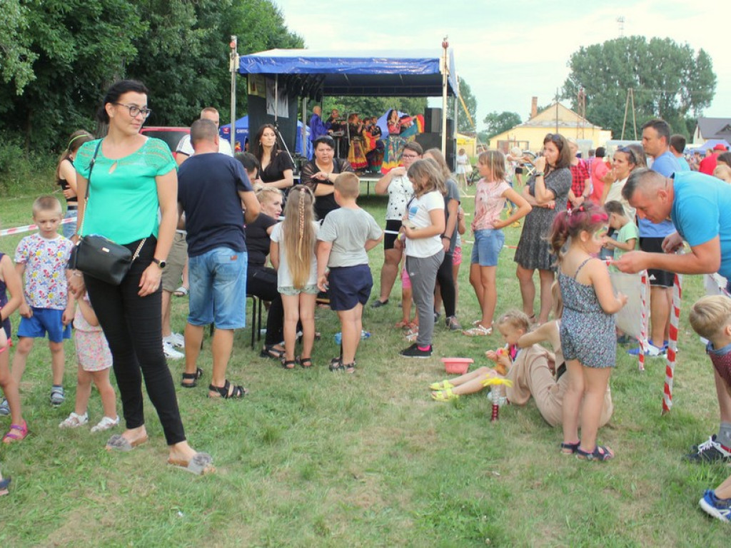 Na biesiadną nutę w Dołhobyczowie - ZDJĘCIA