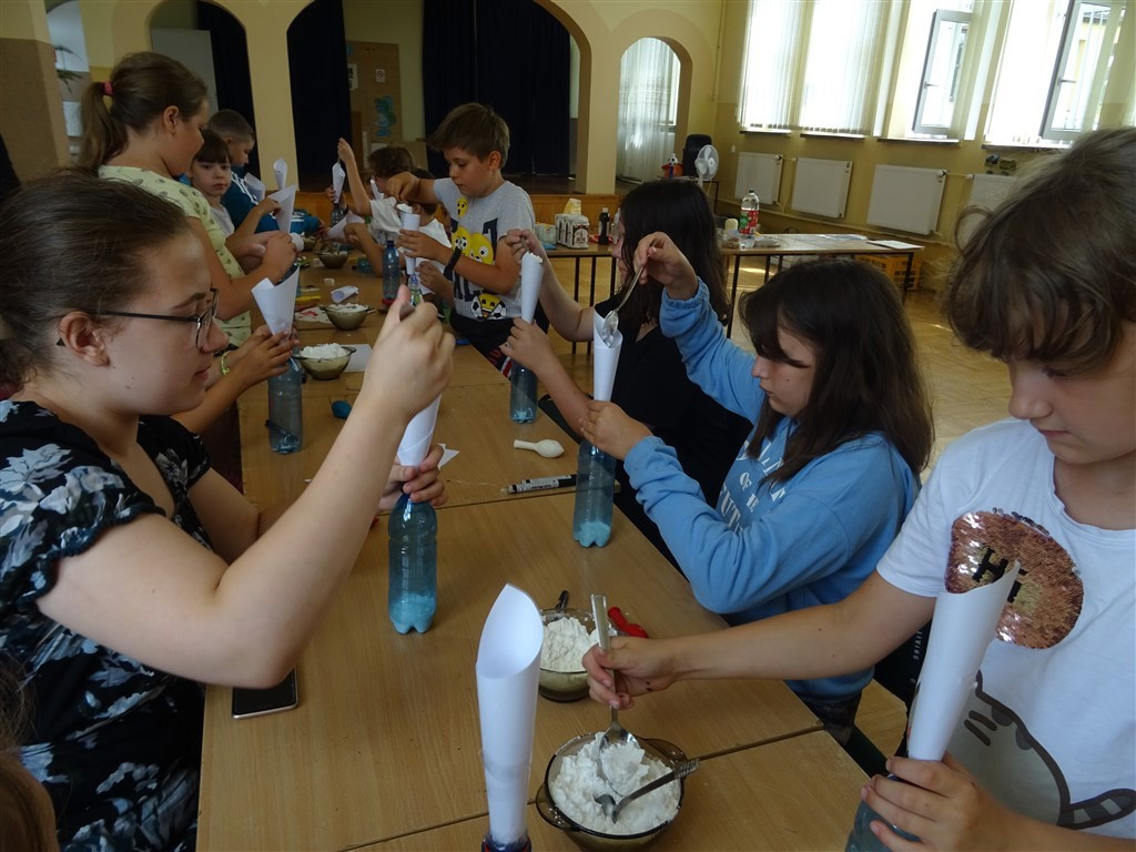 Wakacyjne warsztaty kreatywne w Wołajowicach - ZDJĘCIA