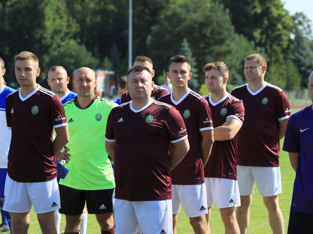 Hrubieszów: Trwa Turniej Służb Mundurowych w Piłkę Nożną im. kpr. mgr. Wojciecha Kowalczuka - ZDJĘCIA