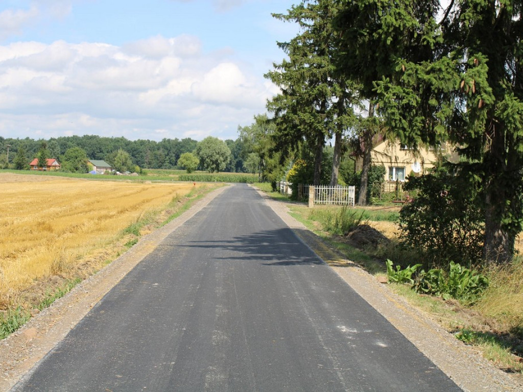 Zakończono kolejne remonty dróg w gminie Hrubieszów - ZDJĘCIA