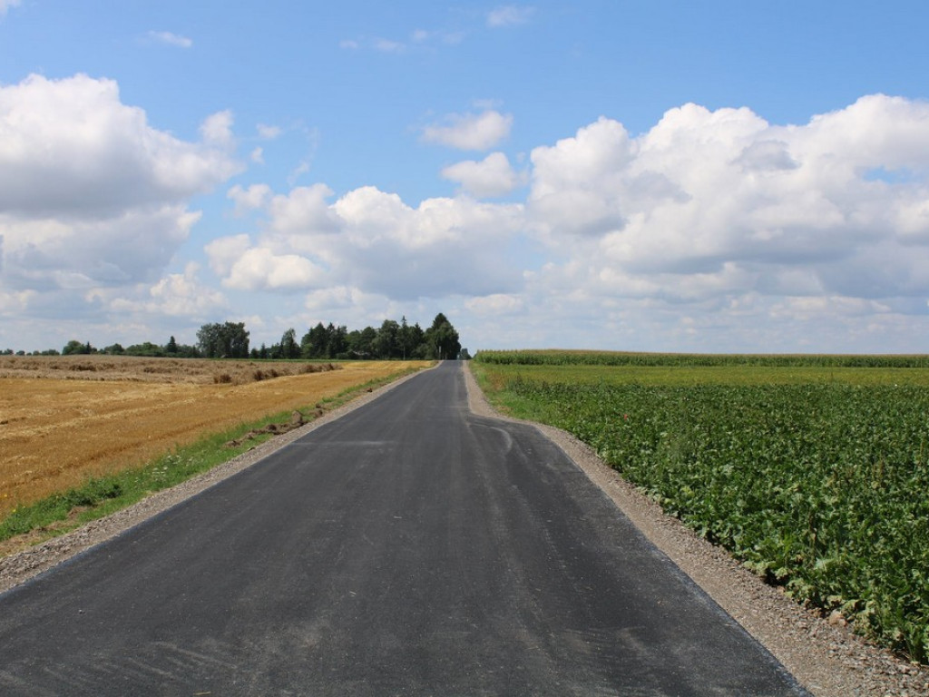 Zakończono kolejne remonty dróg w gminie Hrubieszów - ZDJĘCIA