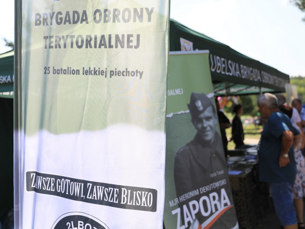 Hrubieszów: Trwa piknik z okazji Święta Wojska Polskiego - ZDJĘCIA