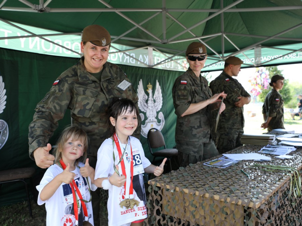 Hrubieszów: Trwa piknik z okazji Święta Wojska Polskiego - ZDJĘCIA