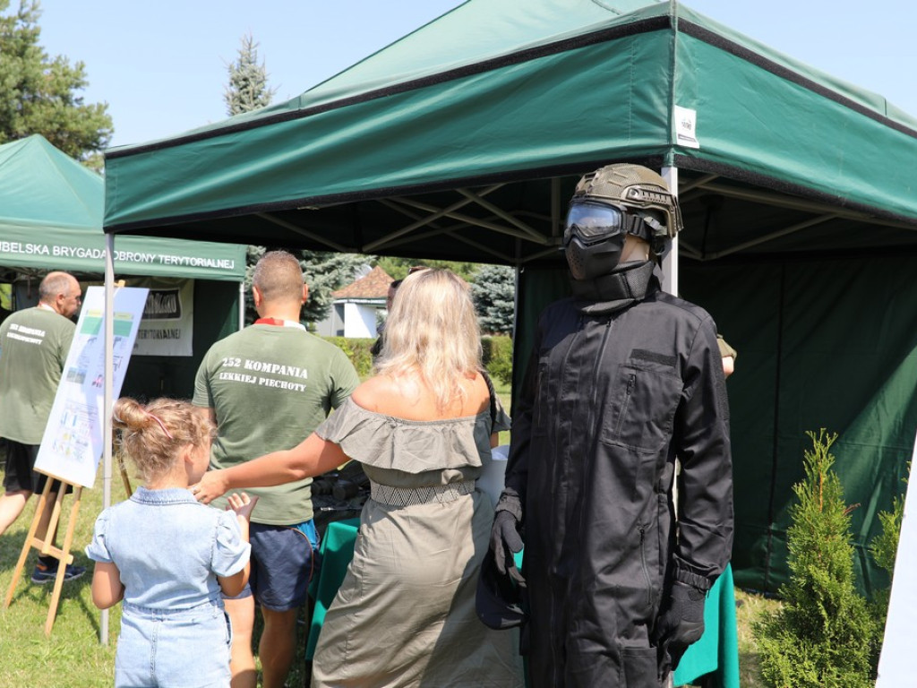Hrubieszów: Trwa piknik z okazji Święta Wojska Polskiego - ZDJĘCIA