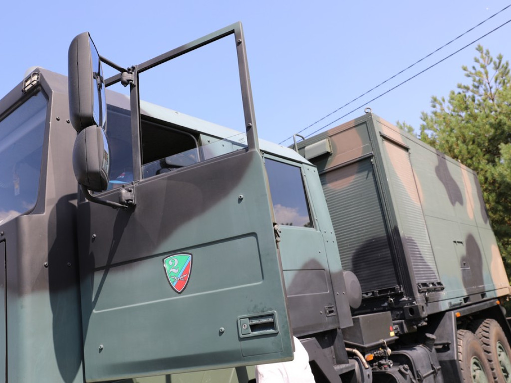 Hrubieszów: Trwa piknik z okazji Święta Wojska Polskiego - ZDJĘCIA