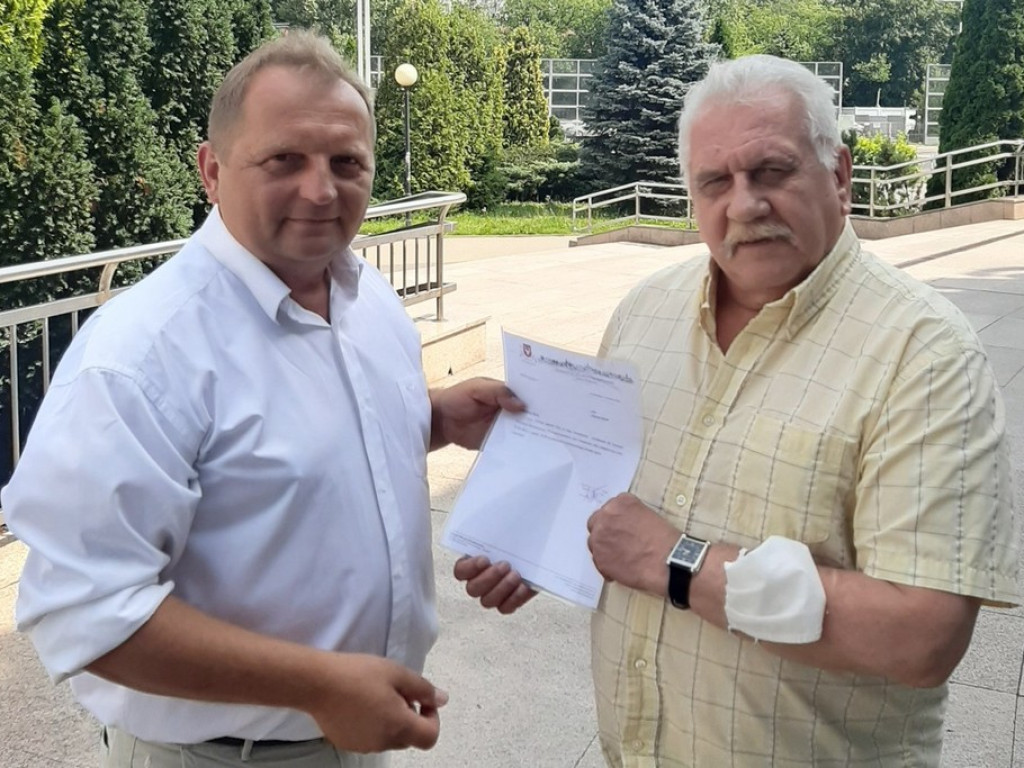 Hrubieszów dla Szymona. Do wylicytowania m.in. rękawice Tomasza Adamka - ZDJĘCIA