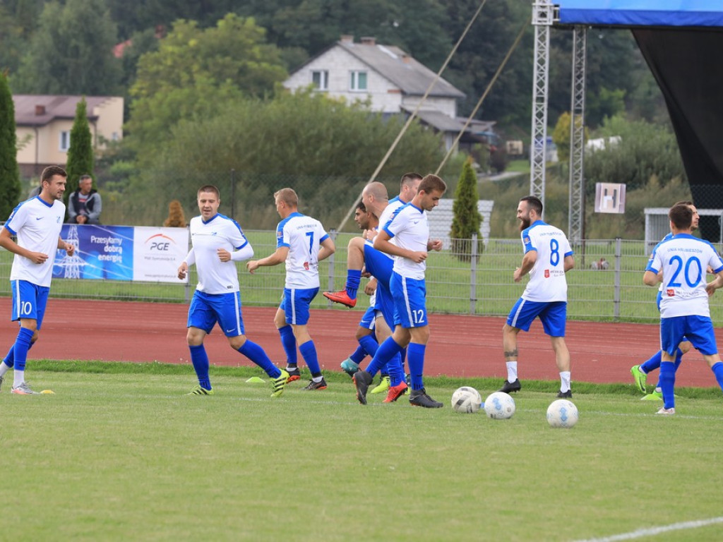 Unia - Huczwa 0:3. Koniec pucharowej przygody - ZDJĘCIA, WIDEO