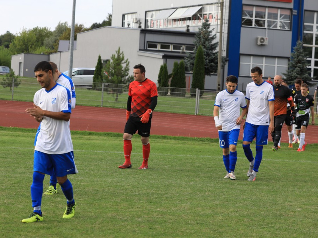 Unia - Huczwa 0:3. Koniec pucharowej przygody - ZDJĘCIA, WIDEO