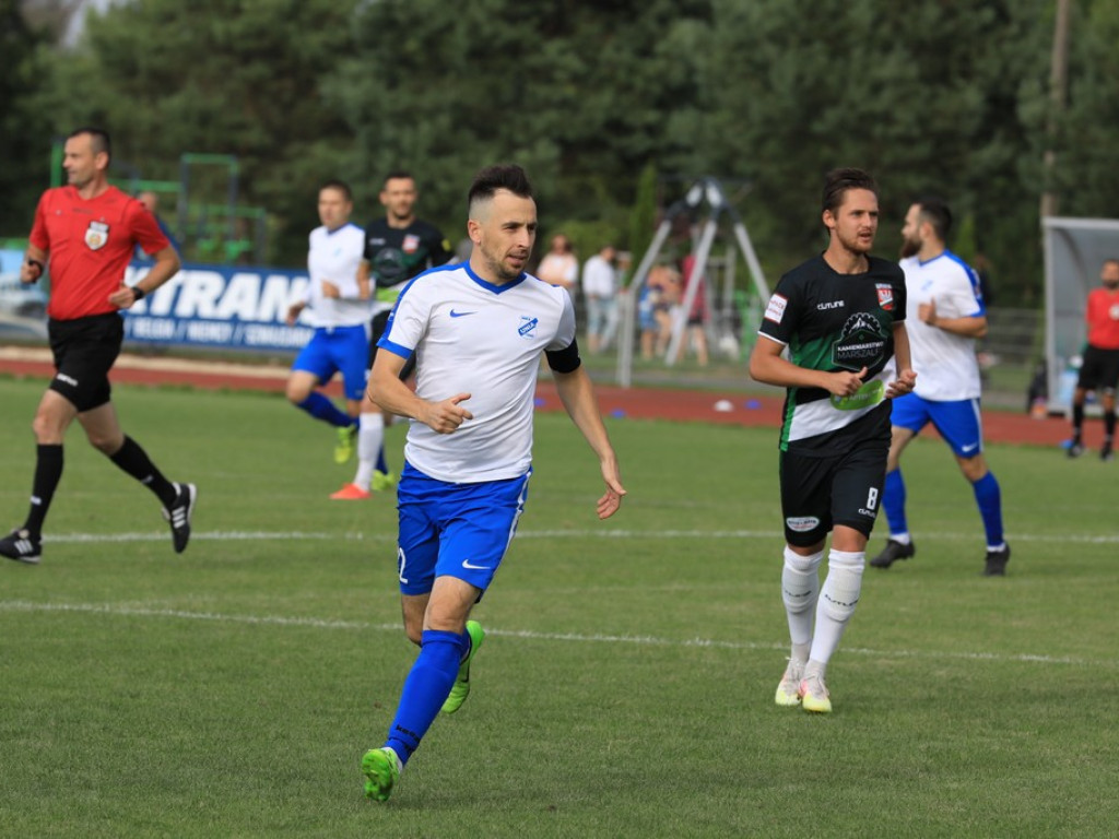 Unia - Huczwa 0:3. Koniec pucharowej przygody - ZDJĘCIA, WIDEO