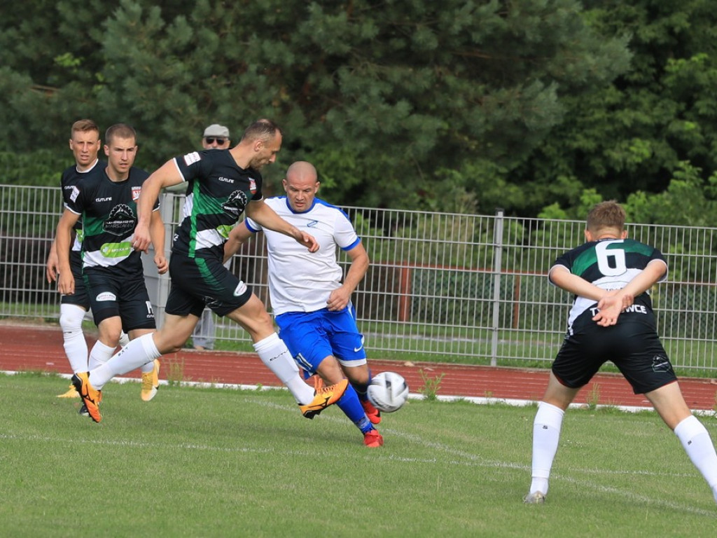Unia - Huczwa 0:3. Koniec pucharowej przygody - ZDJĘCIA, WIDEO