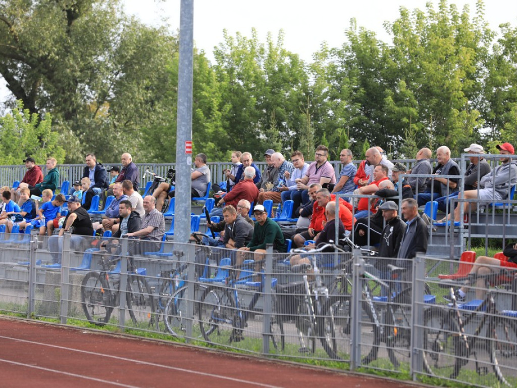 Unia - Huczwa 0:3. Koniec pucharowej przygody - ZDJĘCIA, WIDEO