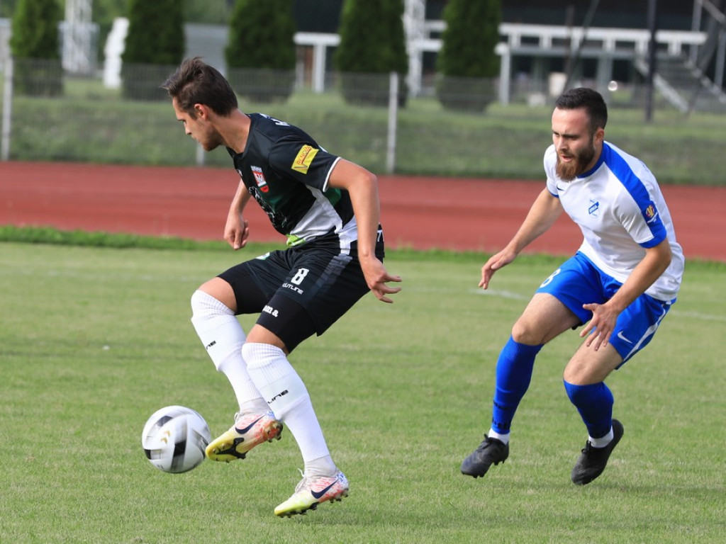 Unia - Huczwa 0:3. Koniec pucharowej przygody - ZDJĘCIA, WIDEO