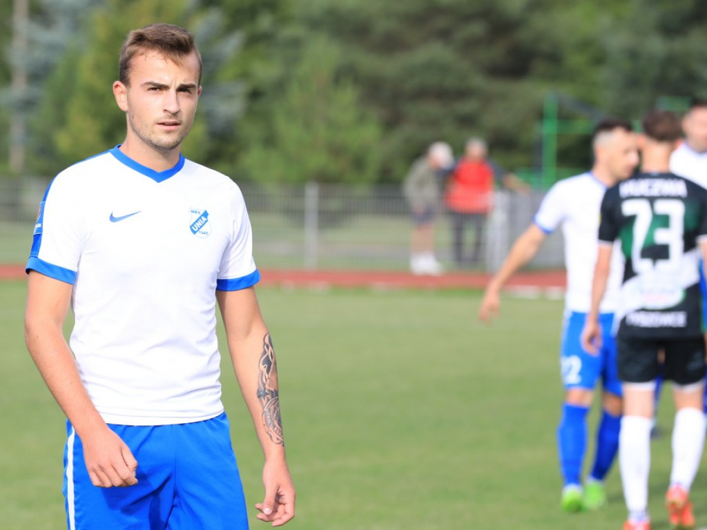 Unia - Huczwa 0:3. Koniec pucharowej przygody - ZDJĘCIA, WIDEO